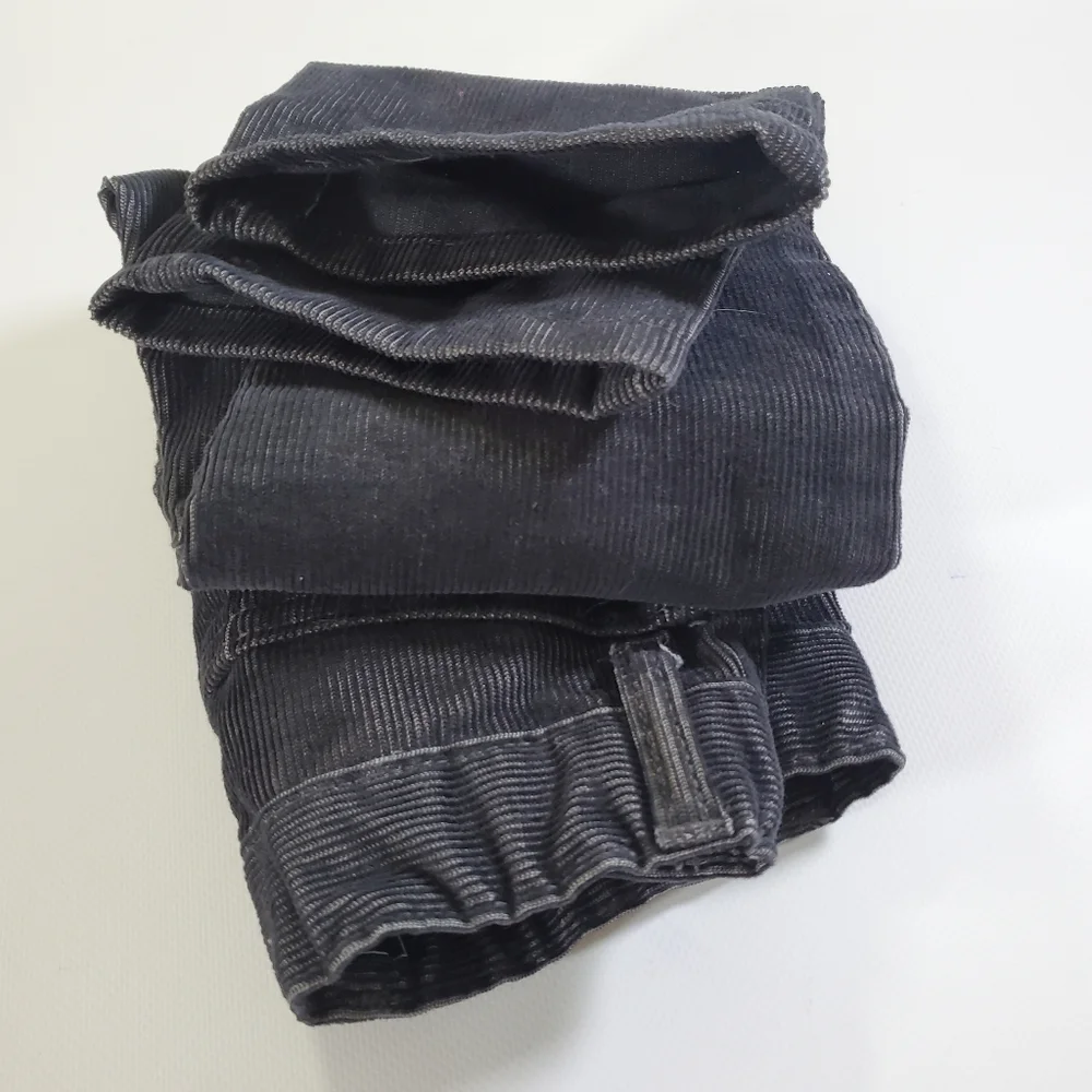 K1009 GapKids Boys Slim Straight Fit Corduroy Pants Charcoal Gray Size 6